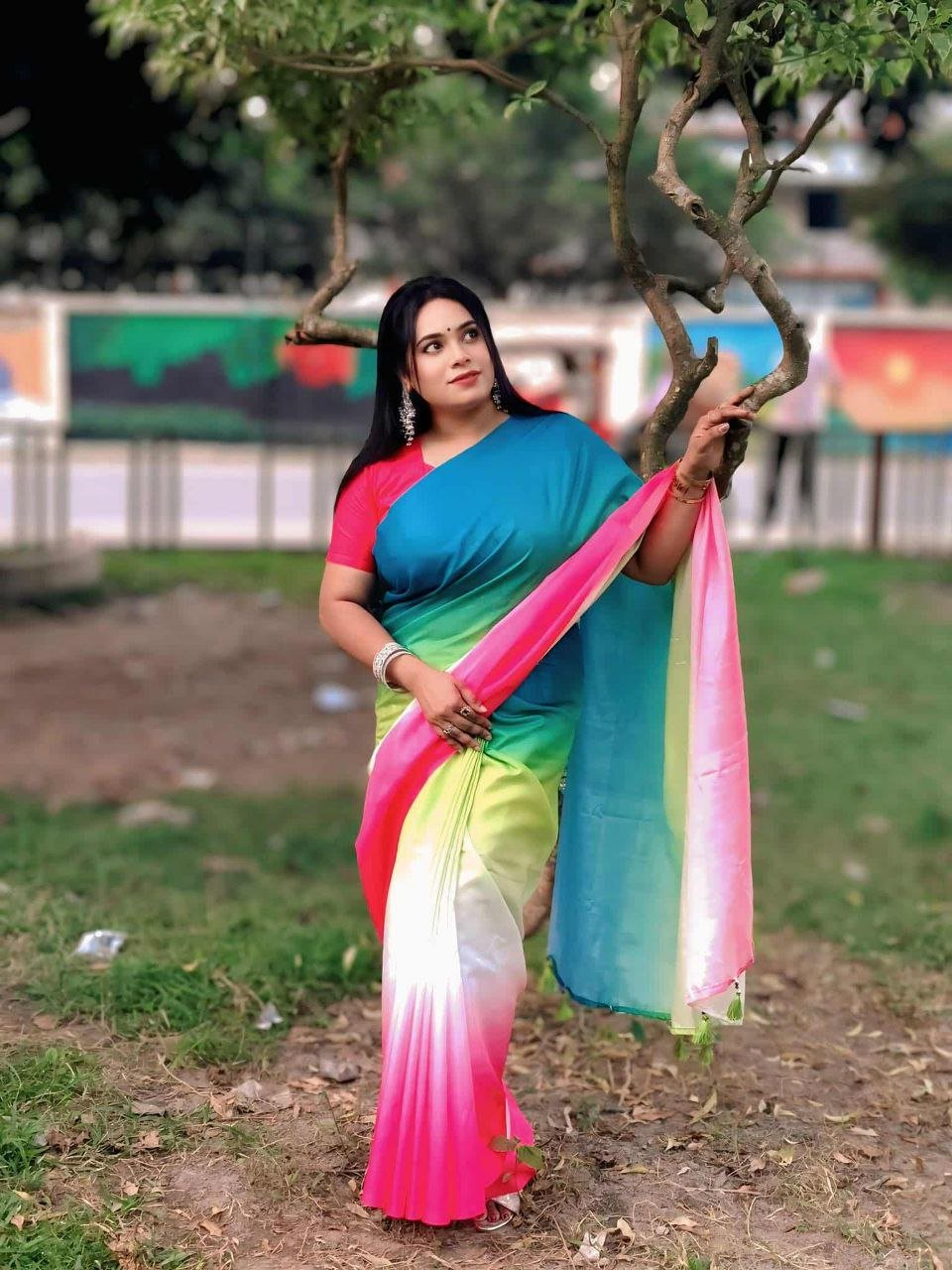 এক্সক্লুসিভ ডিজিটাল প্রিন্ট শাড়ি – সুতার কাজের অনন্য সৌন্দর্য! (code-16) - Image 3