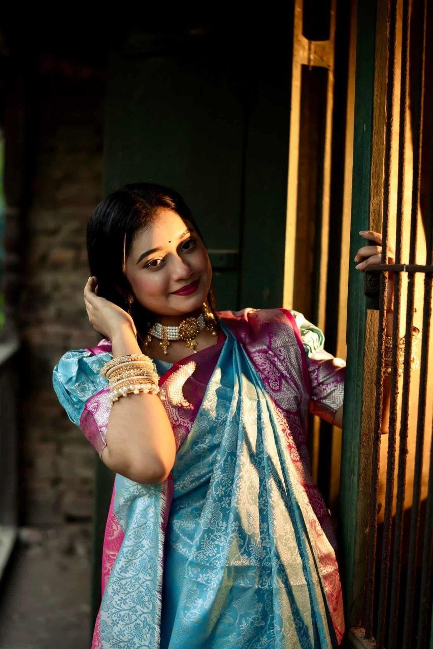 সফট সিল্ক কাঞ্জি কাতান শাড়ি - ম্যাচিং ব্লাউজ পিচ (code-17) - Image 2